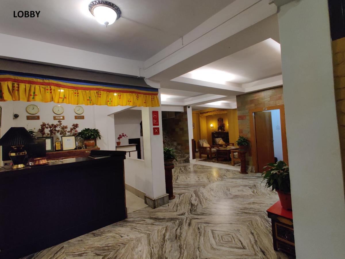 Hotel Tarayana Ґанґток Екстер'єр фото