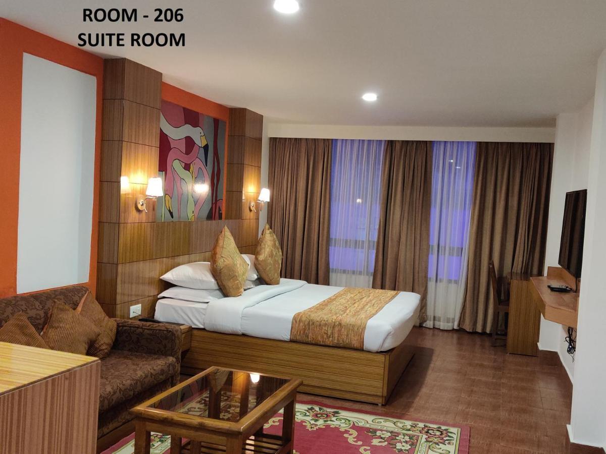 Hotel Tarayana Ґанґток Екстер'єр фото