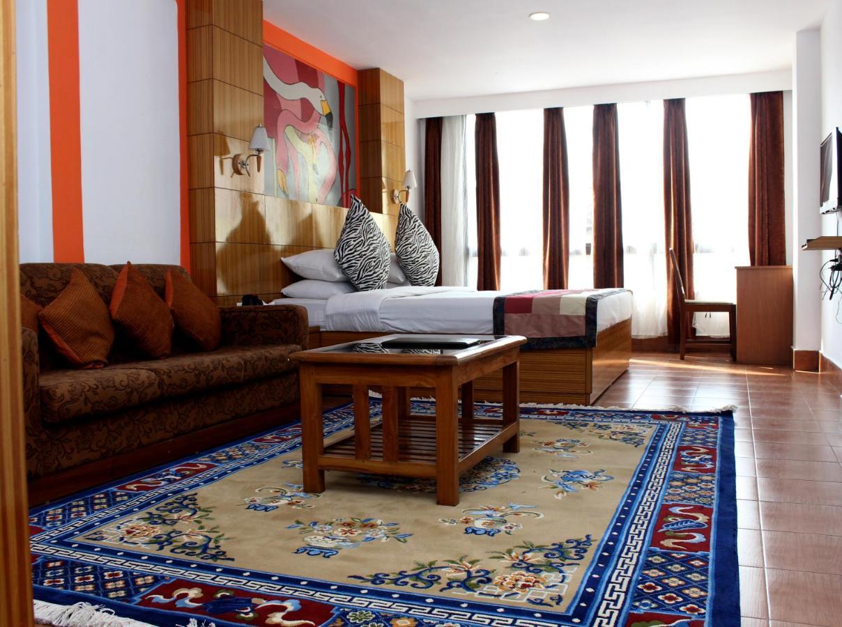 Hotel Tarayana Ґанґток Екстер'єр фото