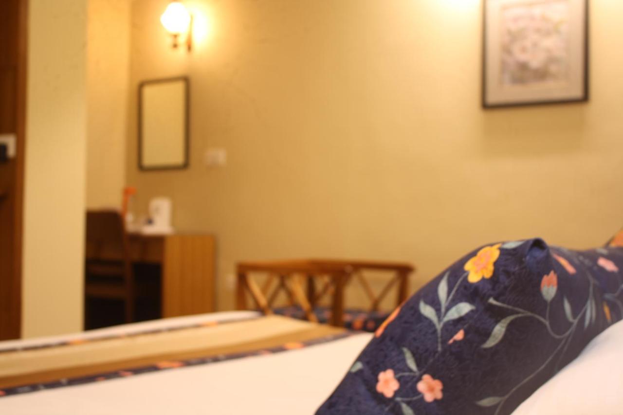 Hotel Tarayana Ґанґток Екстер'єр фото