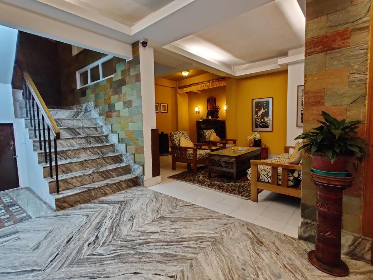 Hotel Tarayana Ґанґток Екстер'єр фото