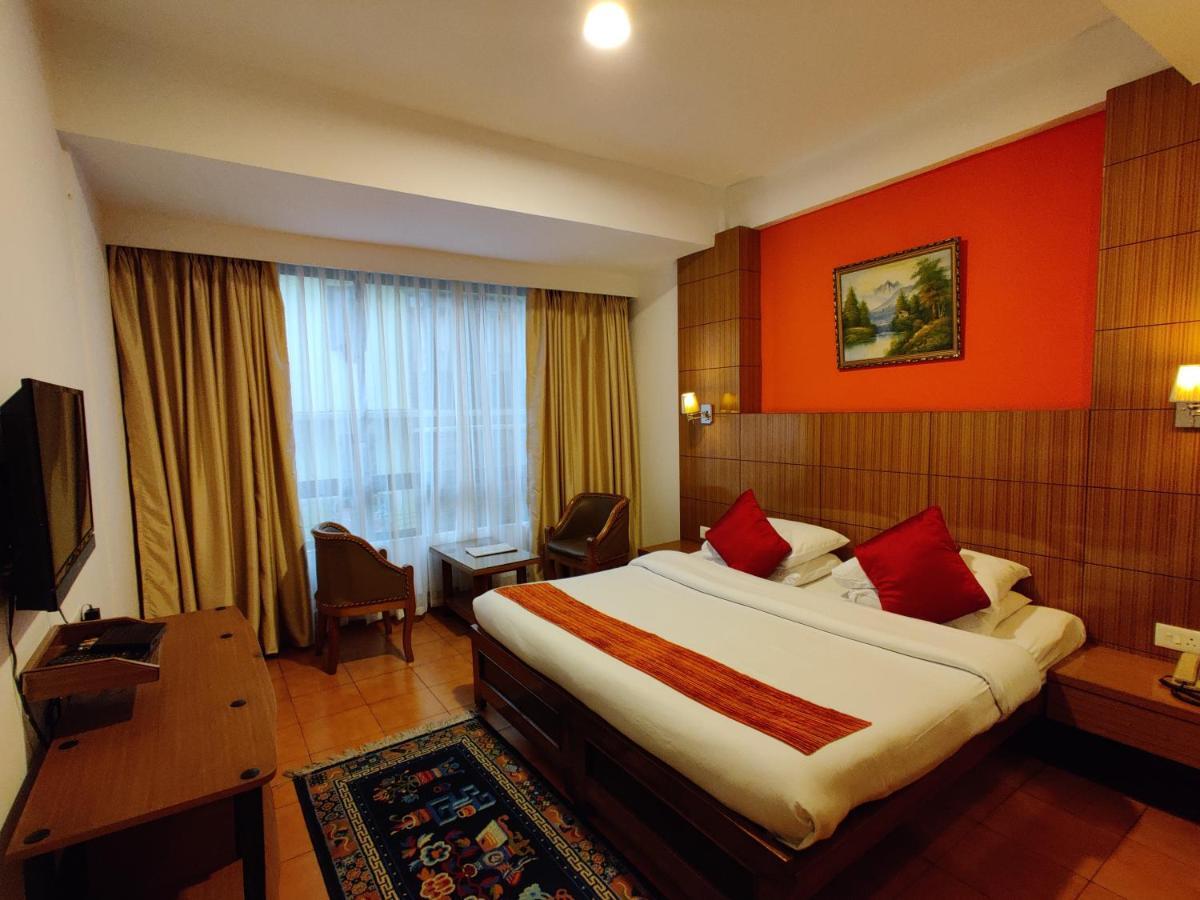 Hotel Tarayana Ґанґток Екстер'єр фото