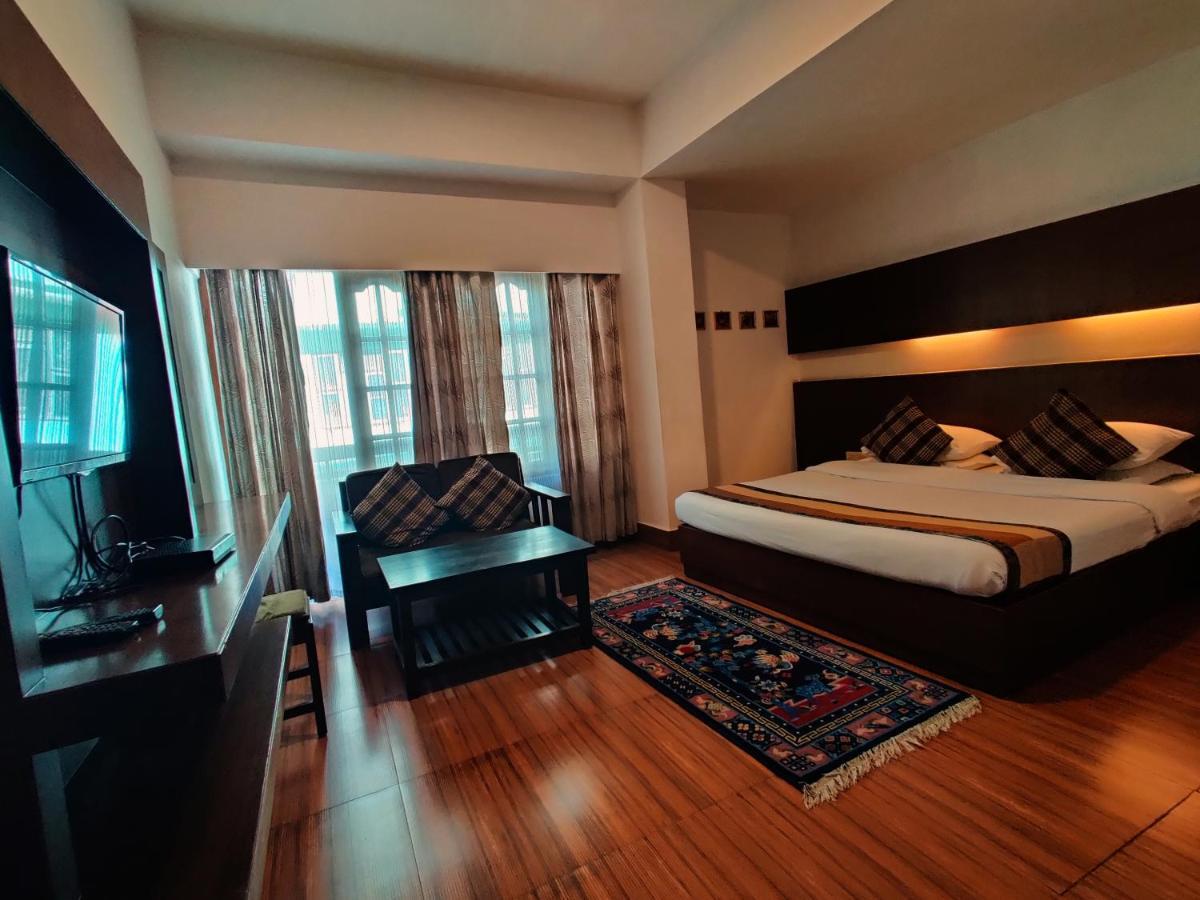 Hotel Tarayana Ґанґток Екстер'єр фото