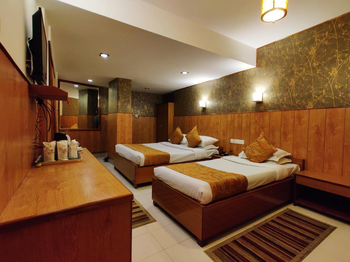 Hotel Tarayana Ґанґток Екстер'єр фото